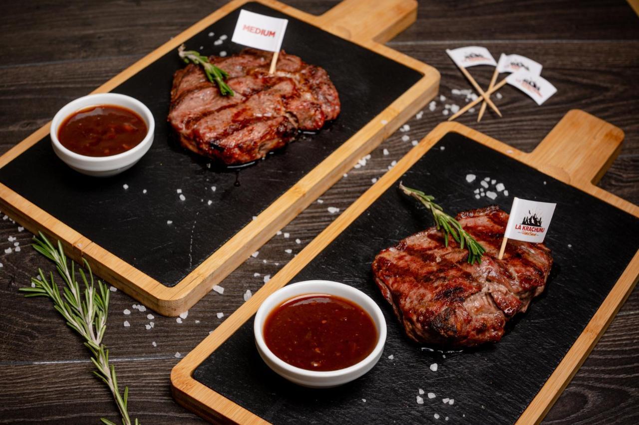 La Кrechunu Hotel Bukovel Ngoại thất bức ảnh
