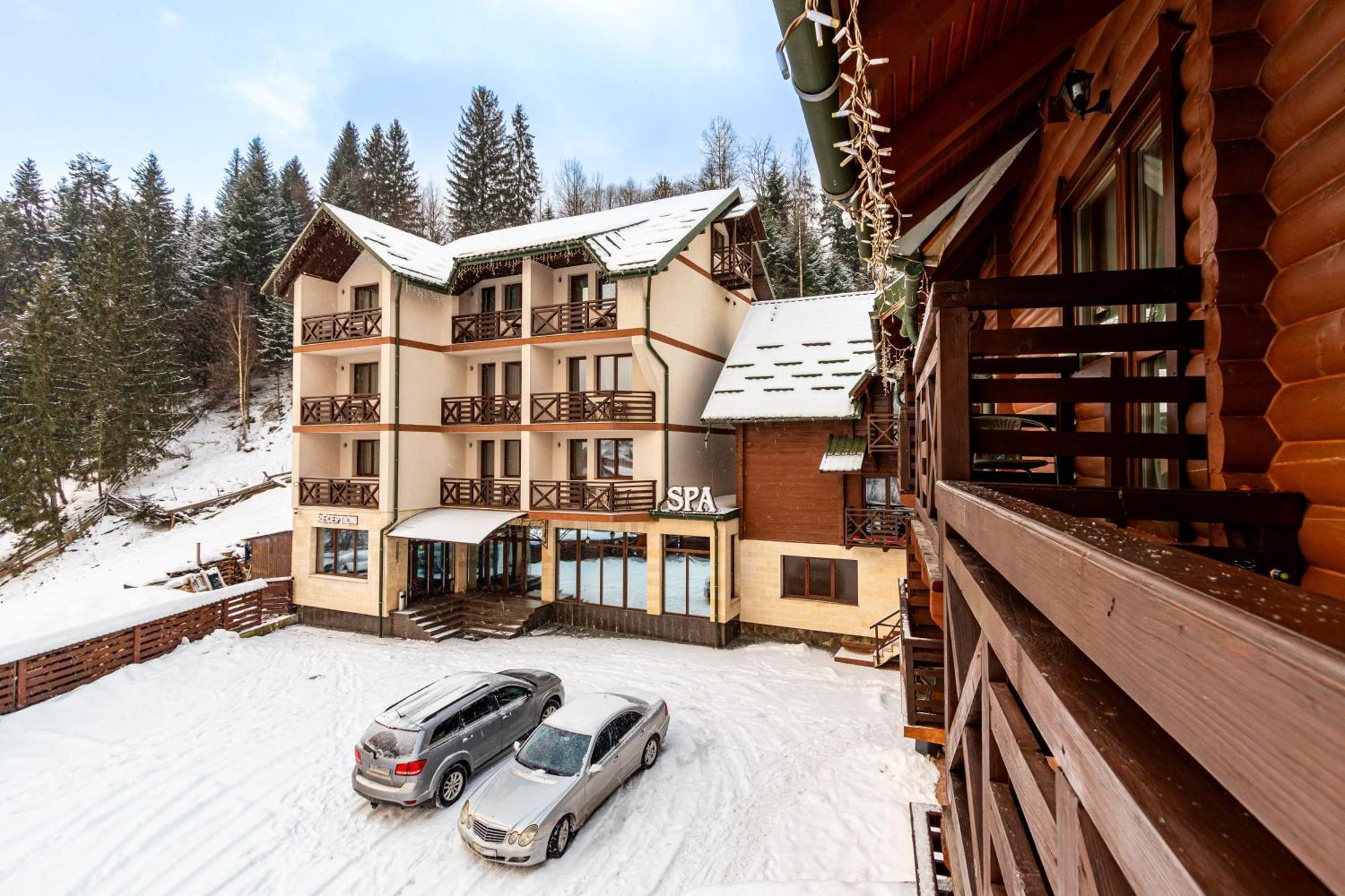 La Кrechunu Hotel Bukovel Ngoại thất bức ảnh