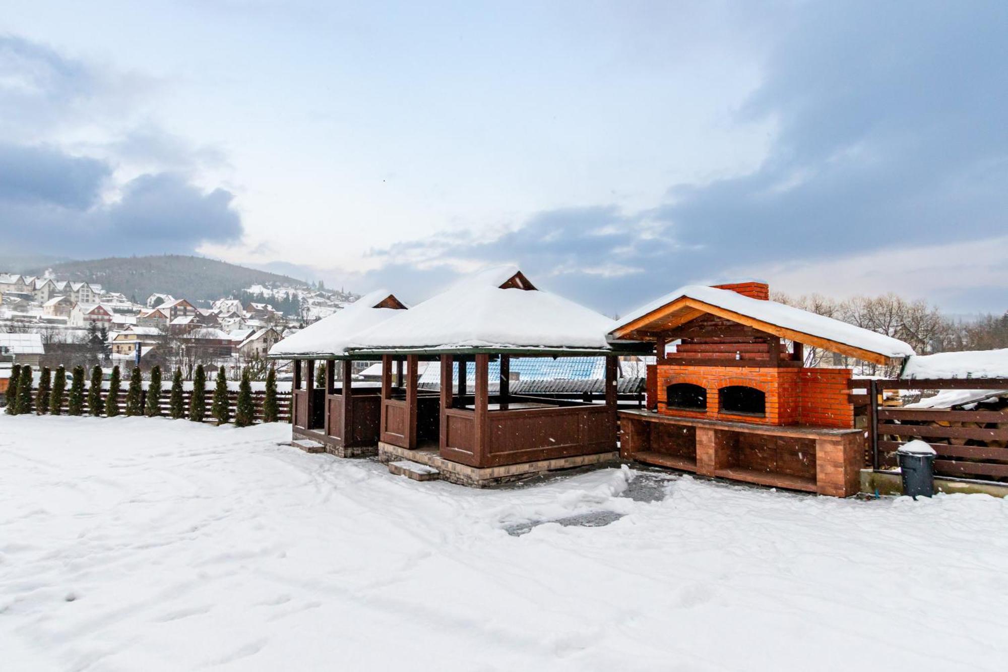 La Кrechunu Hotel Bukovel Ngoại thất bức ảnh