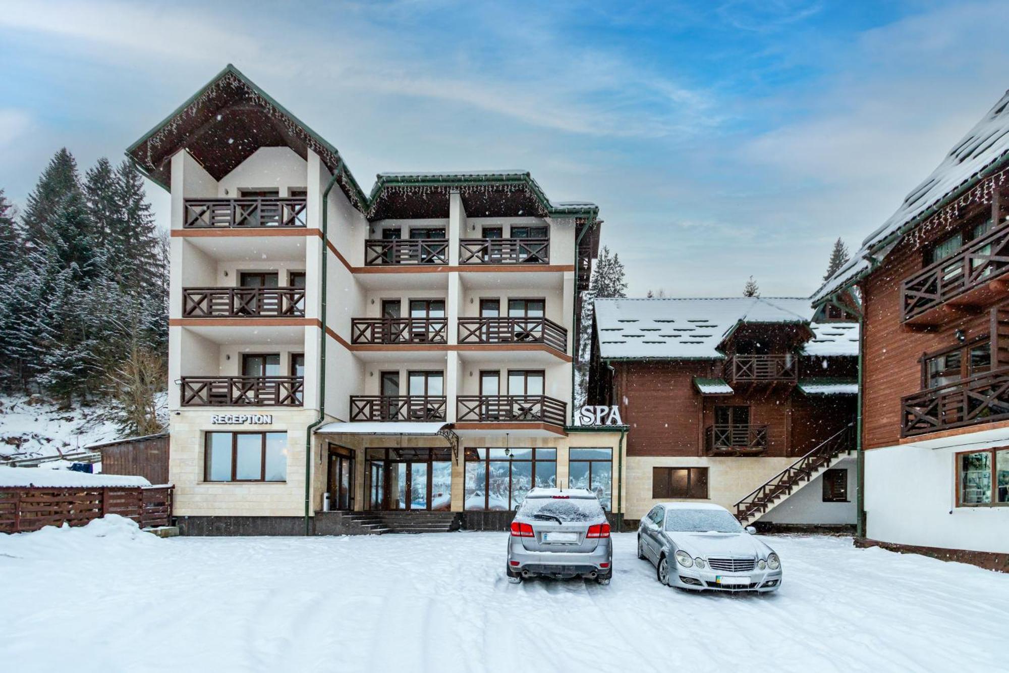 La Кrechunu Hotel Bukovel Ngoại thất bức ảnh