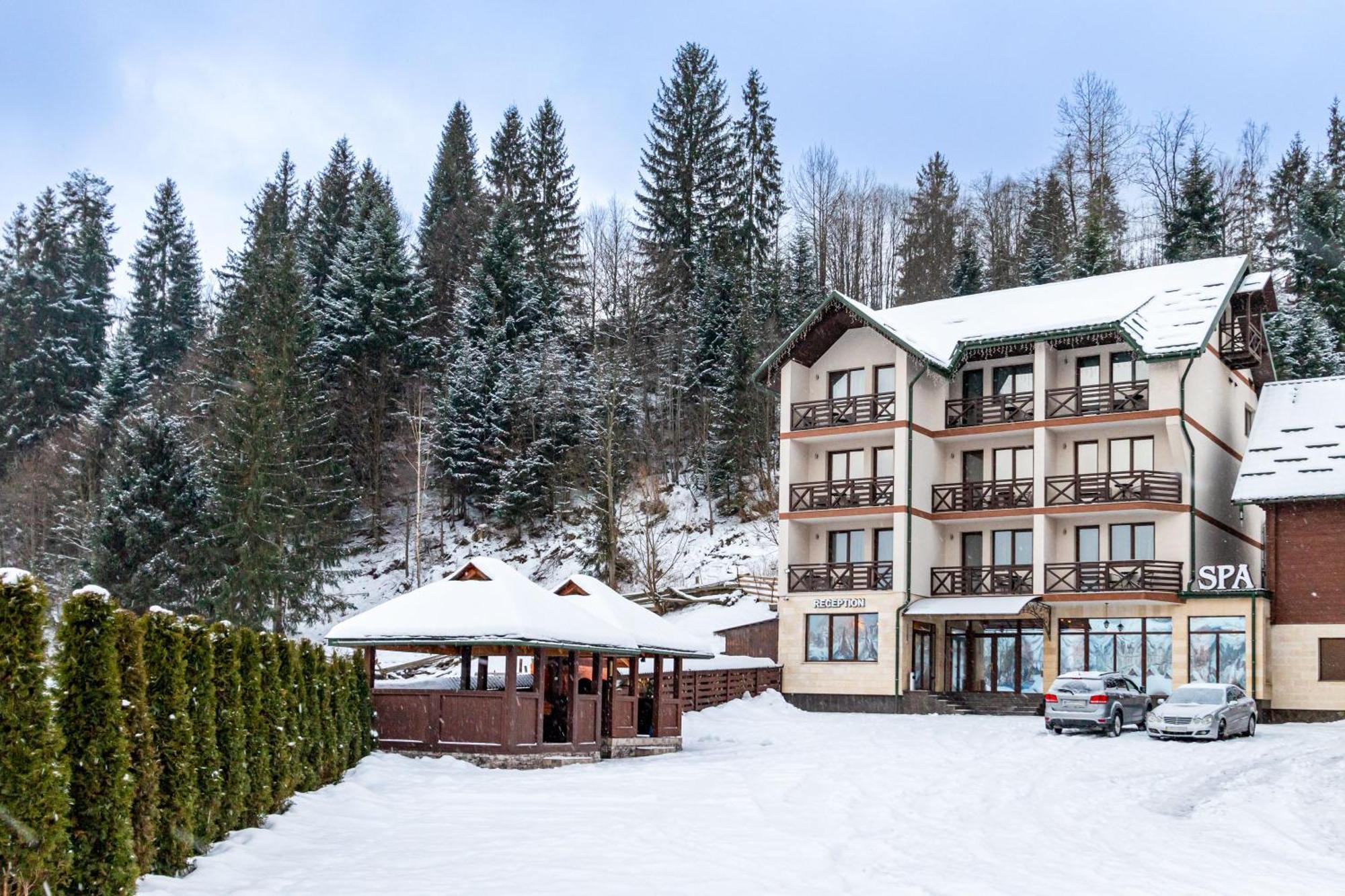 La Кrechunu Hotel Bukovel Ngoại thất bức ảnh