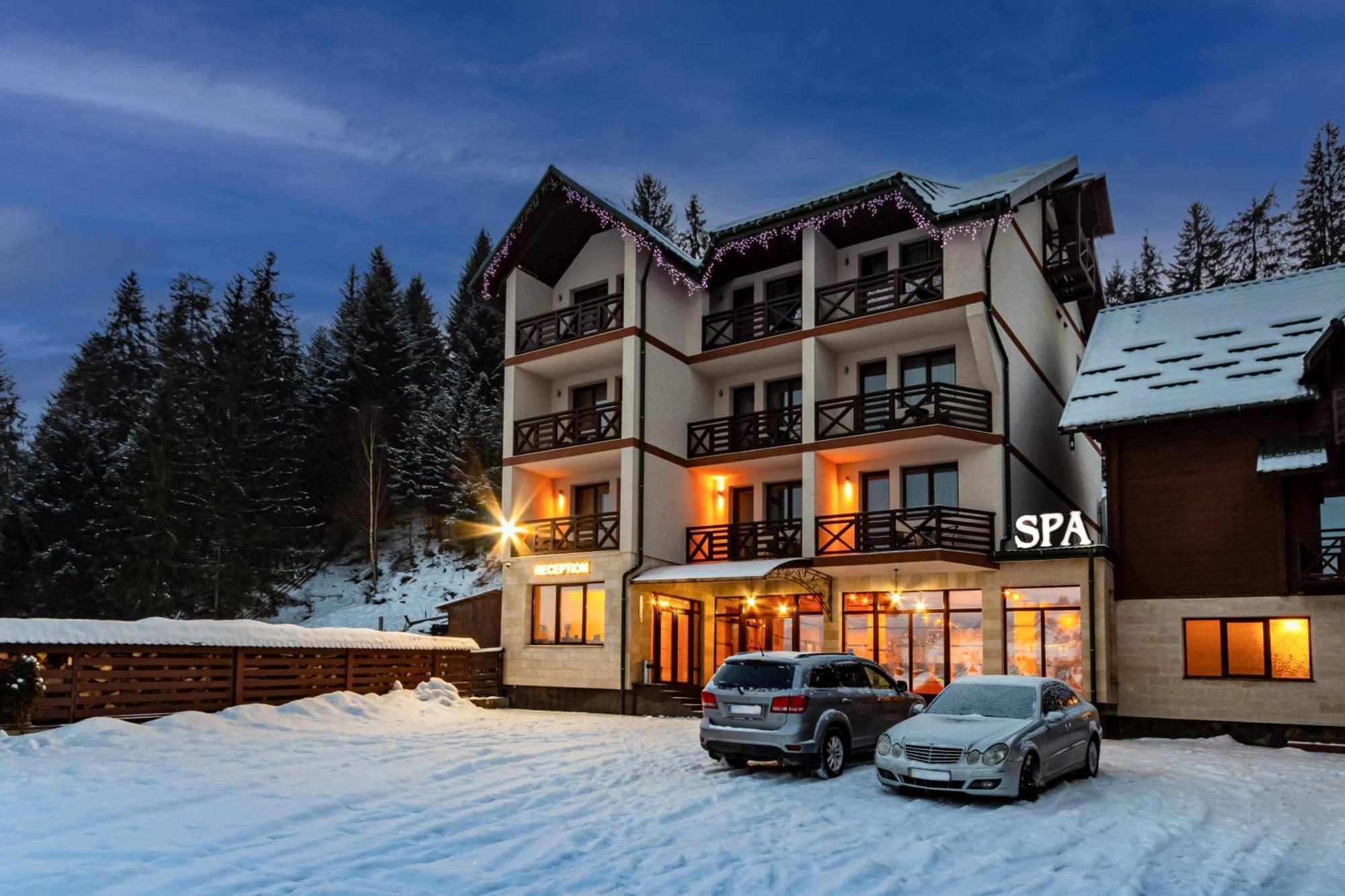 La Кrechunu Hotel Bukovel Ngoại thất bức ảnh