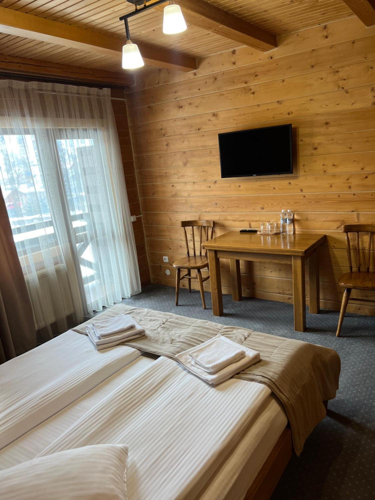 La Кrechunu Hotel Bukovel Ngoại thất bức ảnh